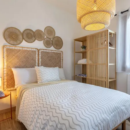 Gavina A By Interhome